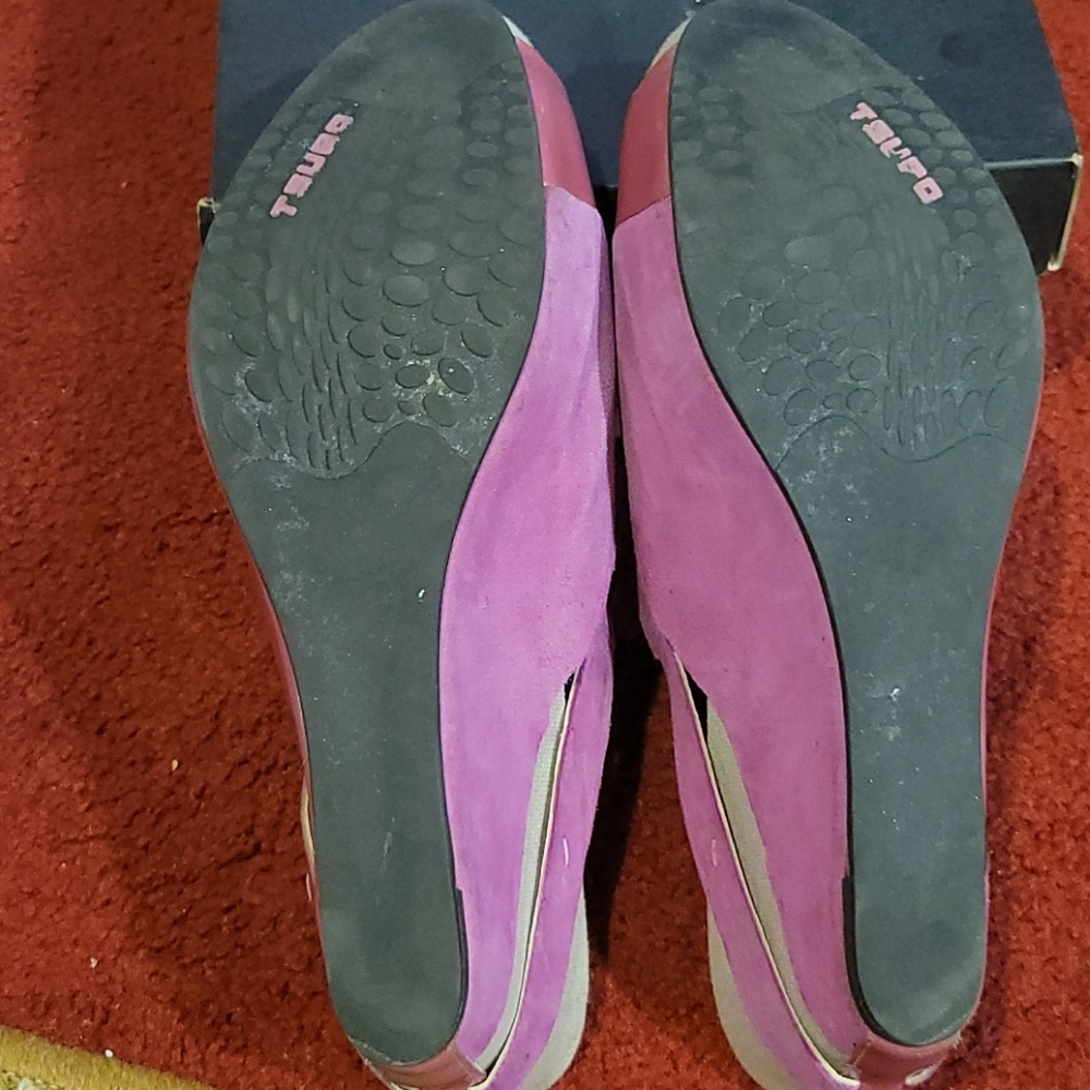 Sandals - Picture 4 of 4